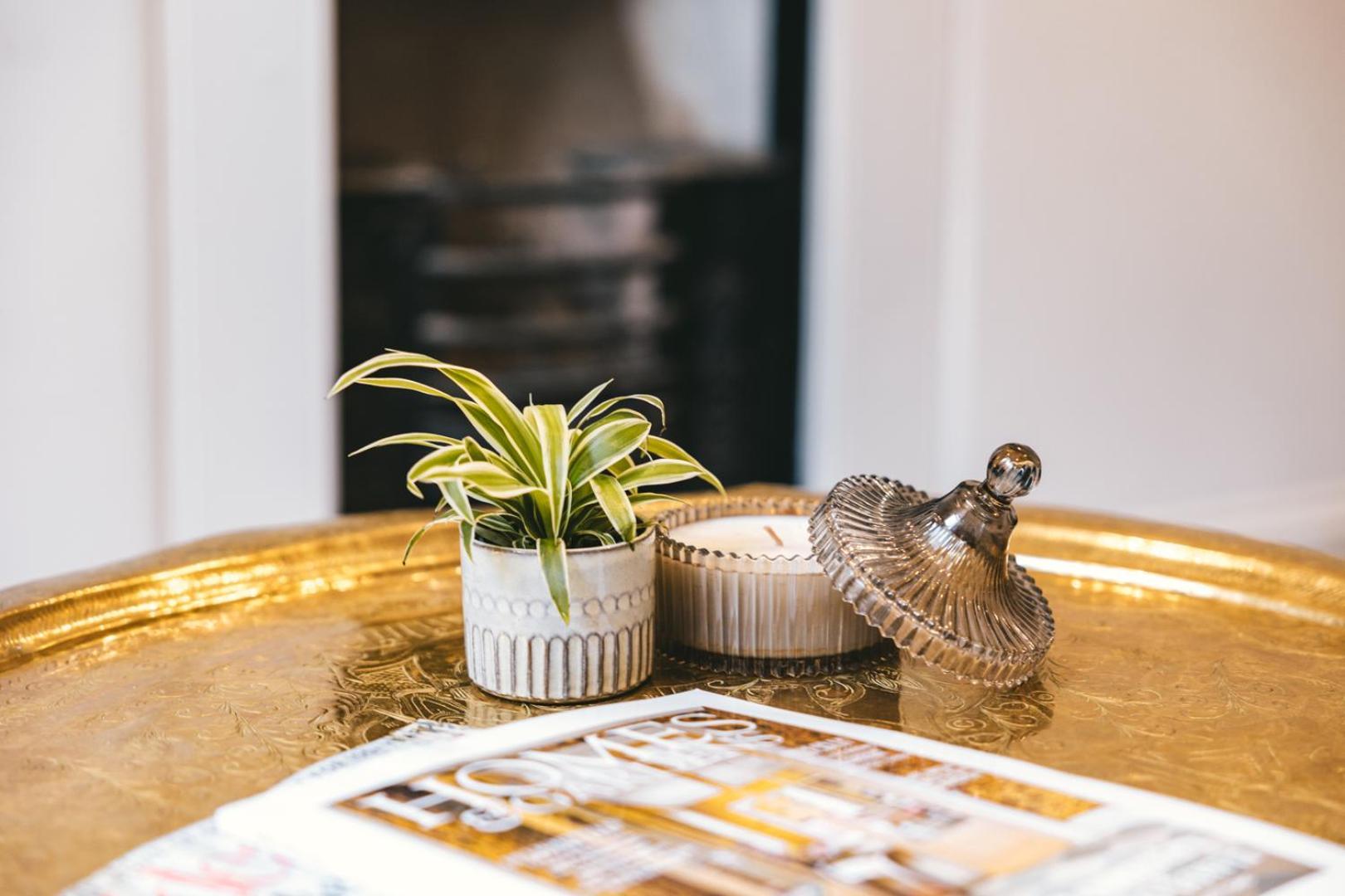 Ludlow Town Centre Apartments Ngoại thất bức ảnh